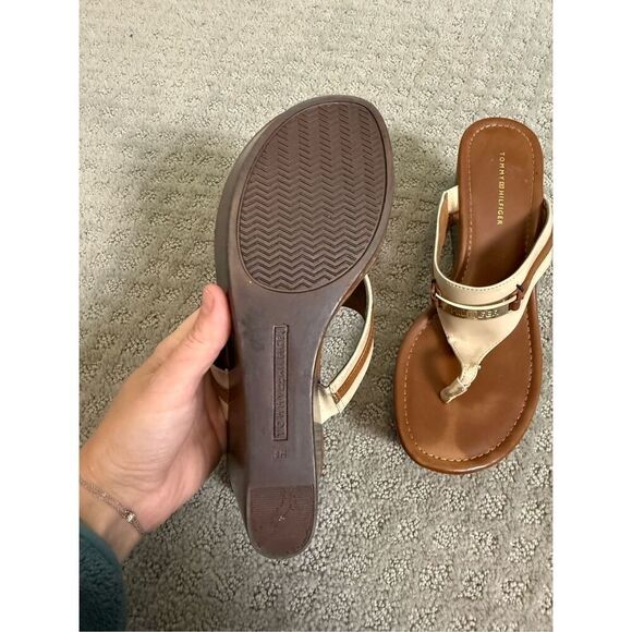 Tommy Hilfiger Siesta Wedge Leather Flip Flops size 8 - Picture 3 of 7